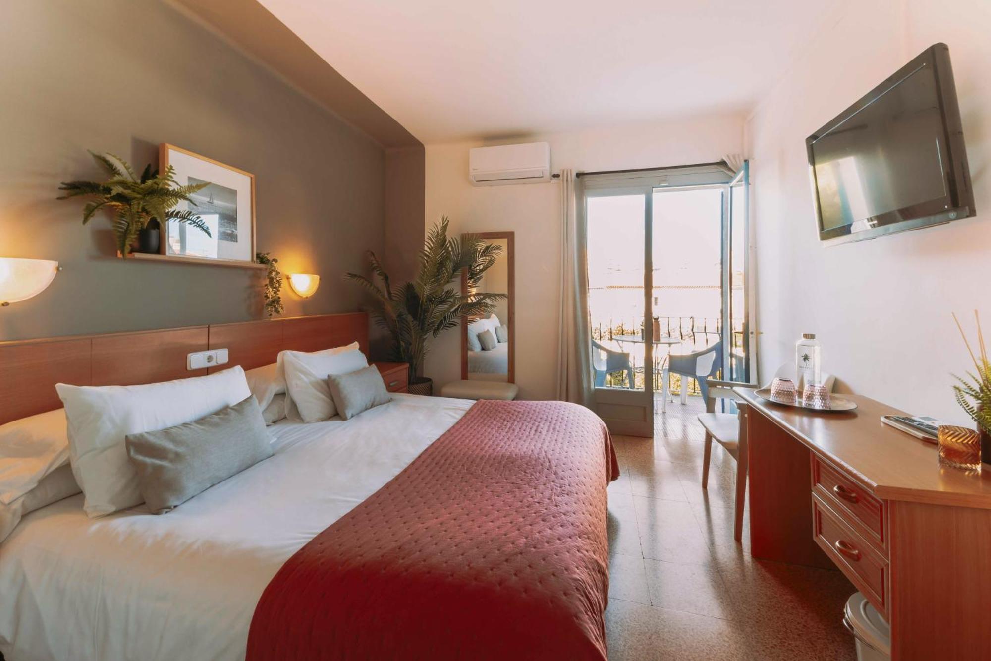 Hotel Bell Repos Platja d'Aro Bagian luar foto